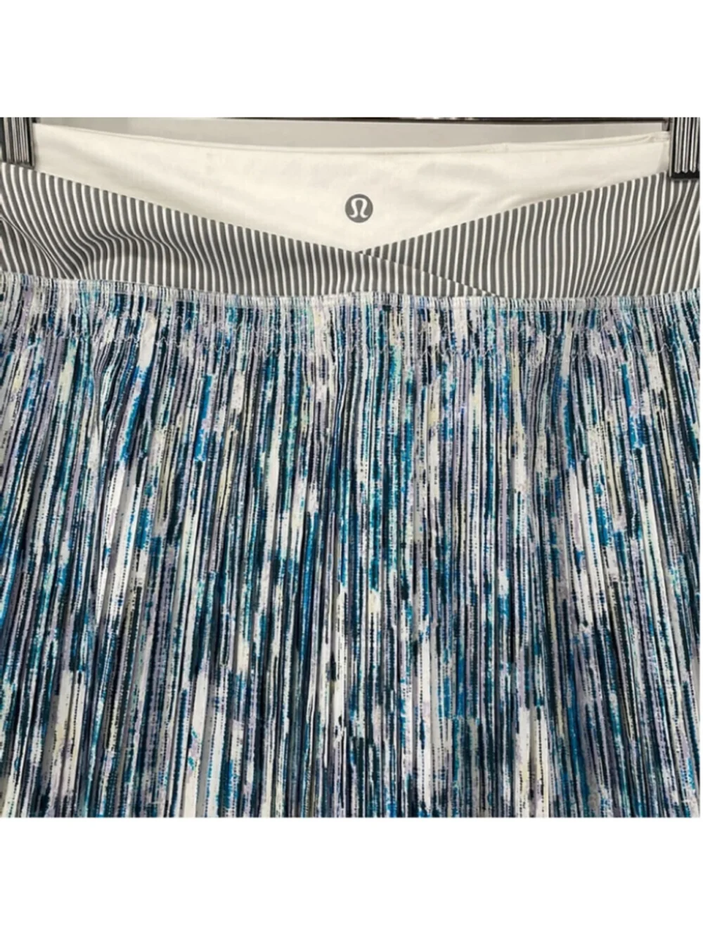 Lululemon Time To Shine Skirt tennis skirt skort Blurry Stripe Battleship sz 10